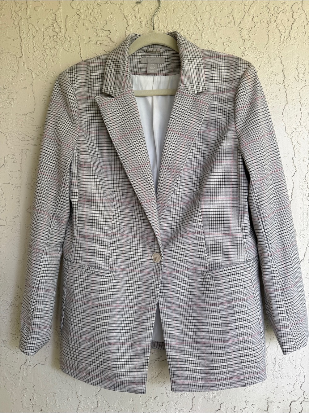 H&M Gray Plaid Blazer with Pink Windowpane Accent - Picture 6 of 8